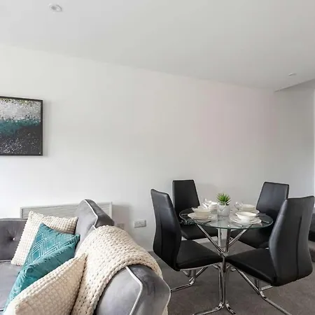 Modern 1br Near Centre Hunslet Appartement